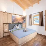 Beim Lois Isskogelblick - By Alpenluxus Collection * Gerlos