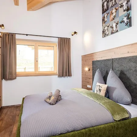 アパート Beim Lois Isskogelblick - An Alpenluxus Appartement, Zillertal ゲルロス
