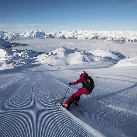 Beim Lois Isskogelblick - An Alpenluxus Appartement, Zillertal アパート *